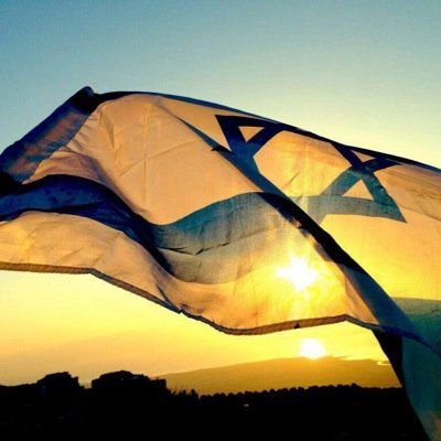 Proudly Jewish 🇿🇦! Husband & Father, Supporter of 🇮🇱 & Spurs, Runner (Road/Trail), All round sports fan. RT not Endorsement