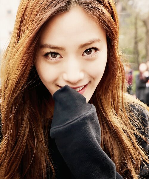 Afterschool. Im Jinah.