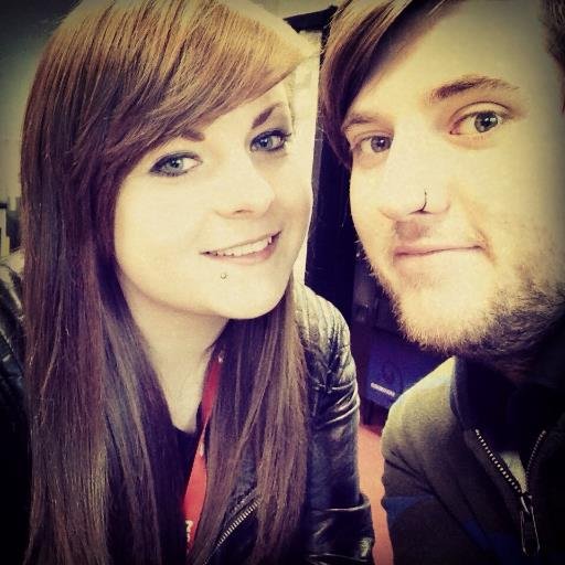 Jay_and_Jamie's profile picture. We make YouTube videos. 
We're fabulous & we follow back!