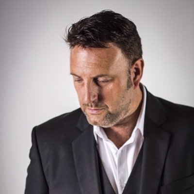 Frontman with True Gold & the Theatre Show celebrating Spandau Ballet & Duran Duran called ‘From Gold To Rio’. Snooker Table fitter by day...and night!