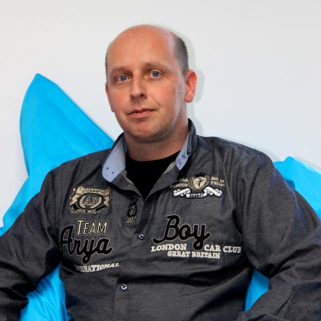 Gerard_NIFE's profile picture. Directeur NIFE Energieadvies | @NifeNL, 3 fantastische dochtertjes, een geweldige vrouw en nog een kindje: het nu (2014) 10-jarig NIFE met passie voor energie!!