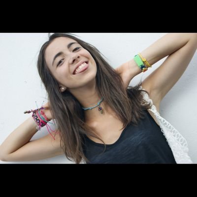 el2000. Por tonta me caigo y x cabrona me levanto. Alboranista. De paso por el mundo. Viviendo la vida sin mirar atras.Con 50 sombras a la espalda.