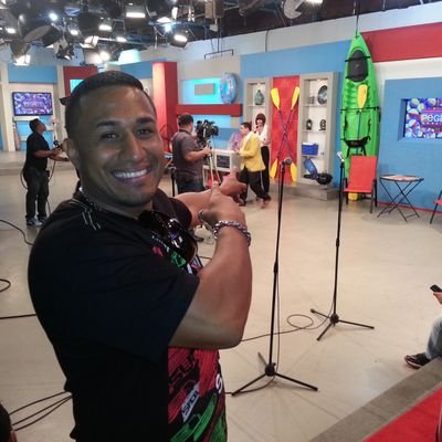 músico para contrataciones (787)318-2215 me cogiste la seña