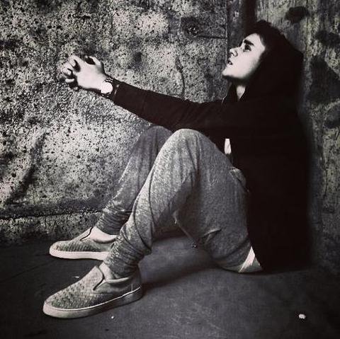 Belieber 21 old , @john followed me 16/03/2014 @justinbieber followed me 17/03/2014