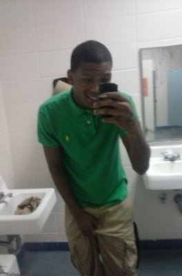 Im Laughin At dese Bxtches While Im Fxckn