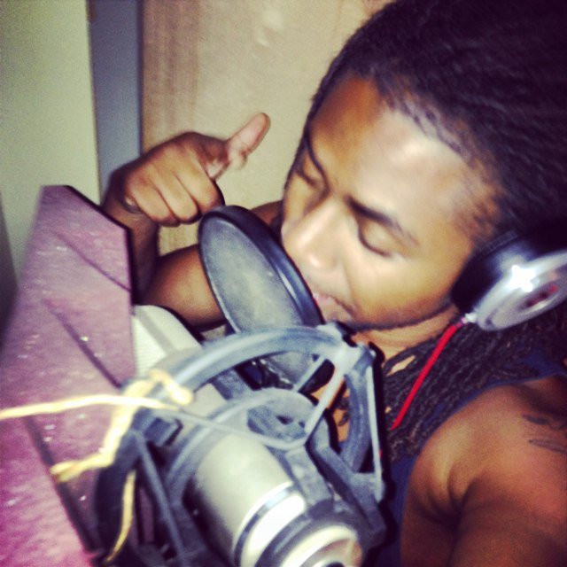 PhiL ProfiT aka The WizzarD. a dope young man out chasing dreams.Artist and producer making my own lane in hip hop. Send beats/features to TruuKUSHBoy@gmail.com