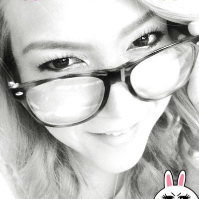 AnnJulieWoo's profile picture. 