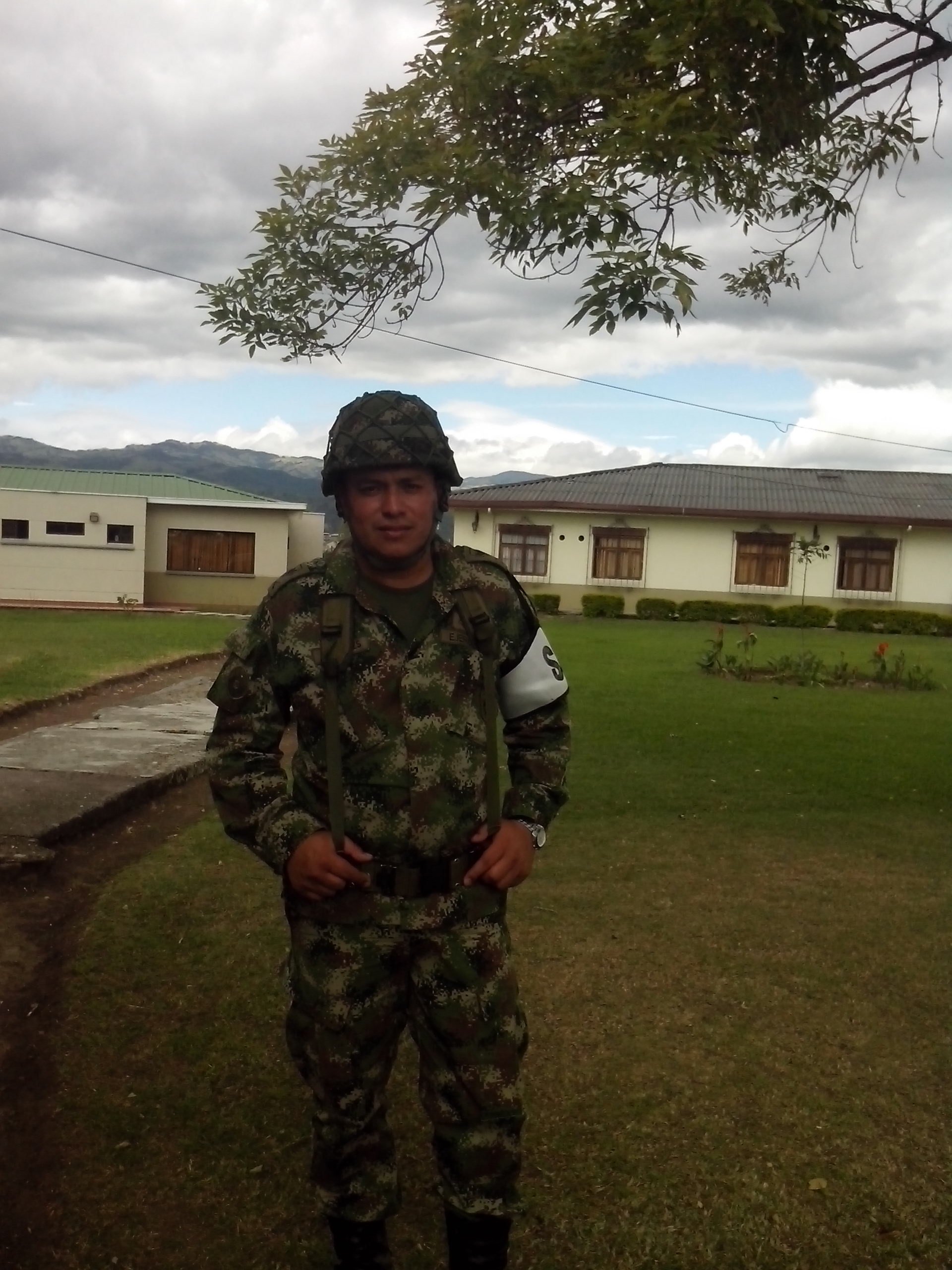 yamid02's profile picture. 