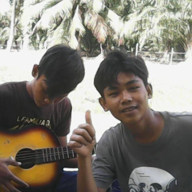 evry_raflesia's profile picture. 