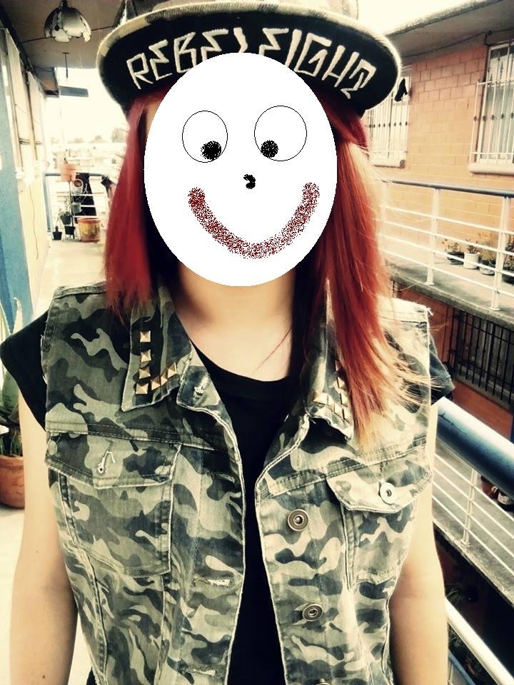 Esta Vieja es una Puta (':