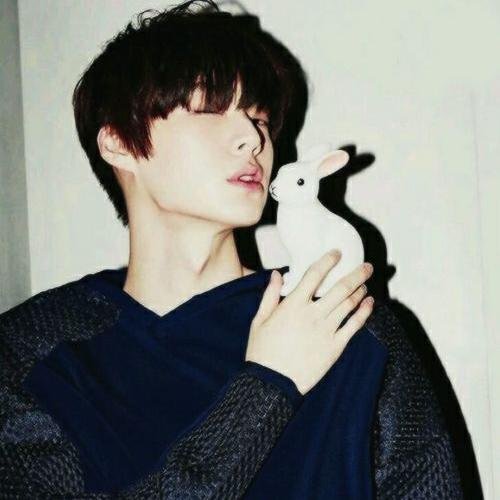AhnJaeHyun call me Jahe :)