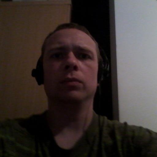 Dobrý den rád si tu hraji nějaké hry online a rád bych si chtěl i něco vydělat pokud by to šlo.