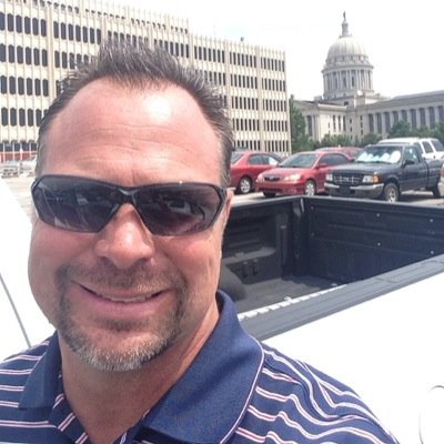 thejeffsimpson's profile picture. 