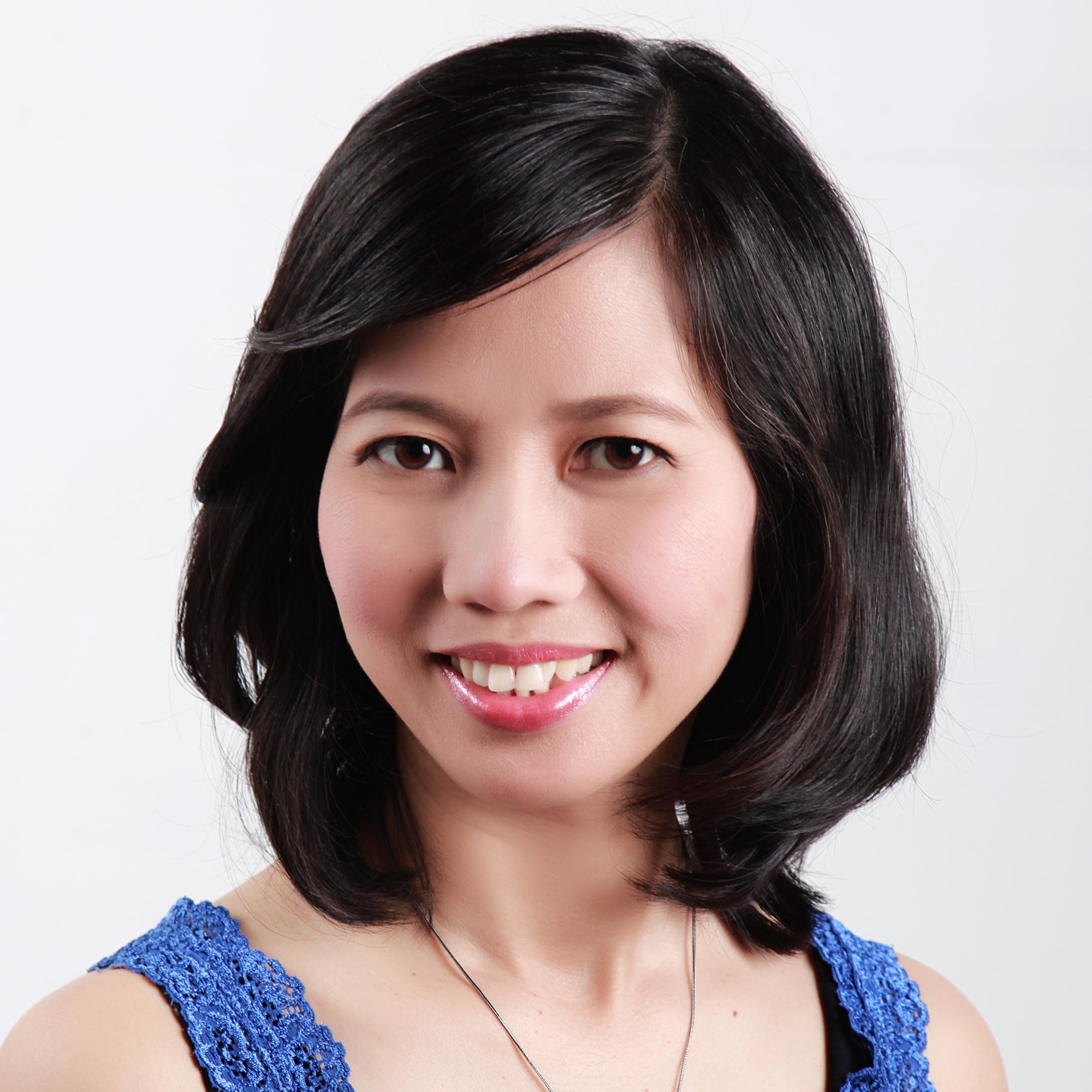 Techprobes's profile picture. mother, teacher and blogger