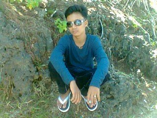 i'am ordinary boy. music | football | INDONESIA | Magelang | SMA 2 Magelang