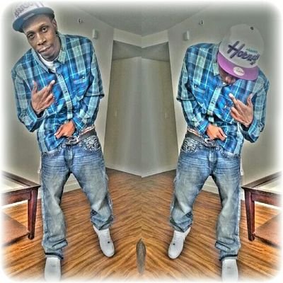 I'm from That Way Fo Real  269 317 616 #SouthernGuy #MichiganRaised #FlyShitOnly #YoungRichNiggaSlimm ✌ M's