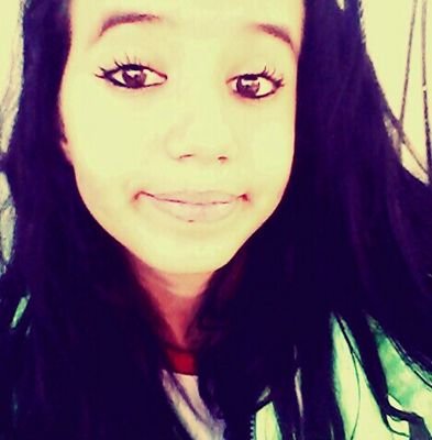 ciumentaa , chata , carinhosa , legal , só nao mexe com oq é meu jvm ✌
