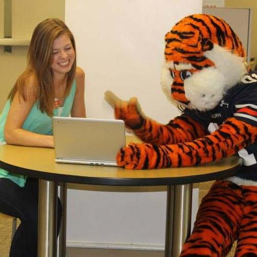 The Miller Writing Center at Auburn University: 5 locations, one-on-one tutoring sessions, and overall awesomeness... for FREE! http://t.co/yNTl9WBcsf