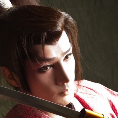 俳優、女形、歌手。 【椿欣也特別演舞ショー】4/17豊田市民会館大ホール、5/1四国放送主催ストーンフェア、5/30,31徳島・土柱ランド新温泉ランチショー、6/5中日劇場「キム・ヨンジャコンサート」スペシャルゲスト出演、6/26ラドンナ原宿・豪華絢爛ライヴショー