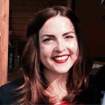 Erintweetie's profile picture. Horse & dog owner, adventure seeker & life liver who loves books about bears. My dream job would be running my own cupcake/wine bar.