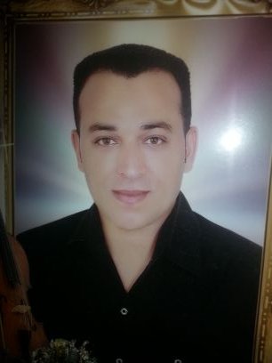 مهندس فنى والمهنة ديزاينر
