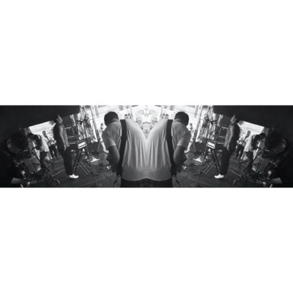 Debut video out now: https://t.co/PpMu5xvUwM
Instagram: @waitingforgouk