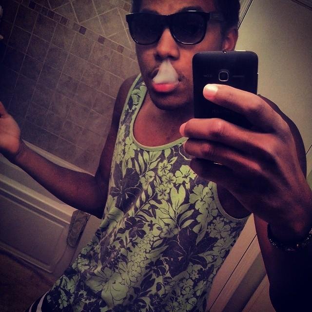 19 yo / Radford University / Sophomore year / follow me on instagram--- @Supr3me_kingg
