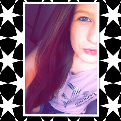 I'm from Leeds I love listening to music, & hanging out with friends Follow me & I will follow you back