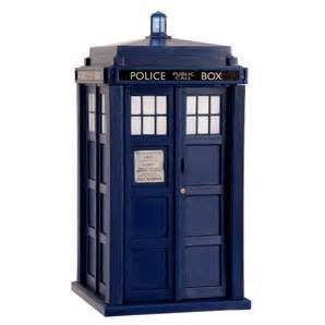 WhoviansPodcast's profile picture. The Whovians Podcast is a twice weekly review show hosted by Michael Shannon and composed of a dedicated panel of Whovians.