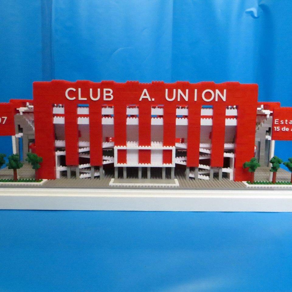 piazzasrl's profile picture. 