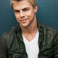 Sawyer Giovanni (@debonaircharm) 's Twitter Profile