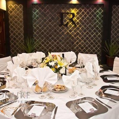 Cafetería - Sandwicheria - Resto Bar - Parrilla - Recepciones - Tel: 4213519 - Av. Thays 700 - Parque 9 de Julio