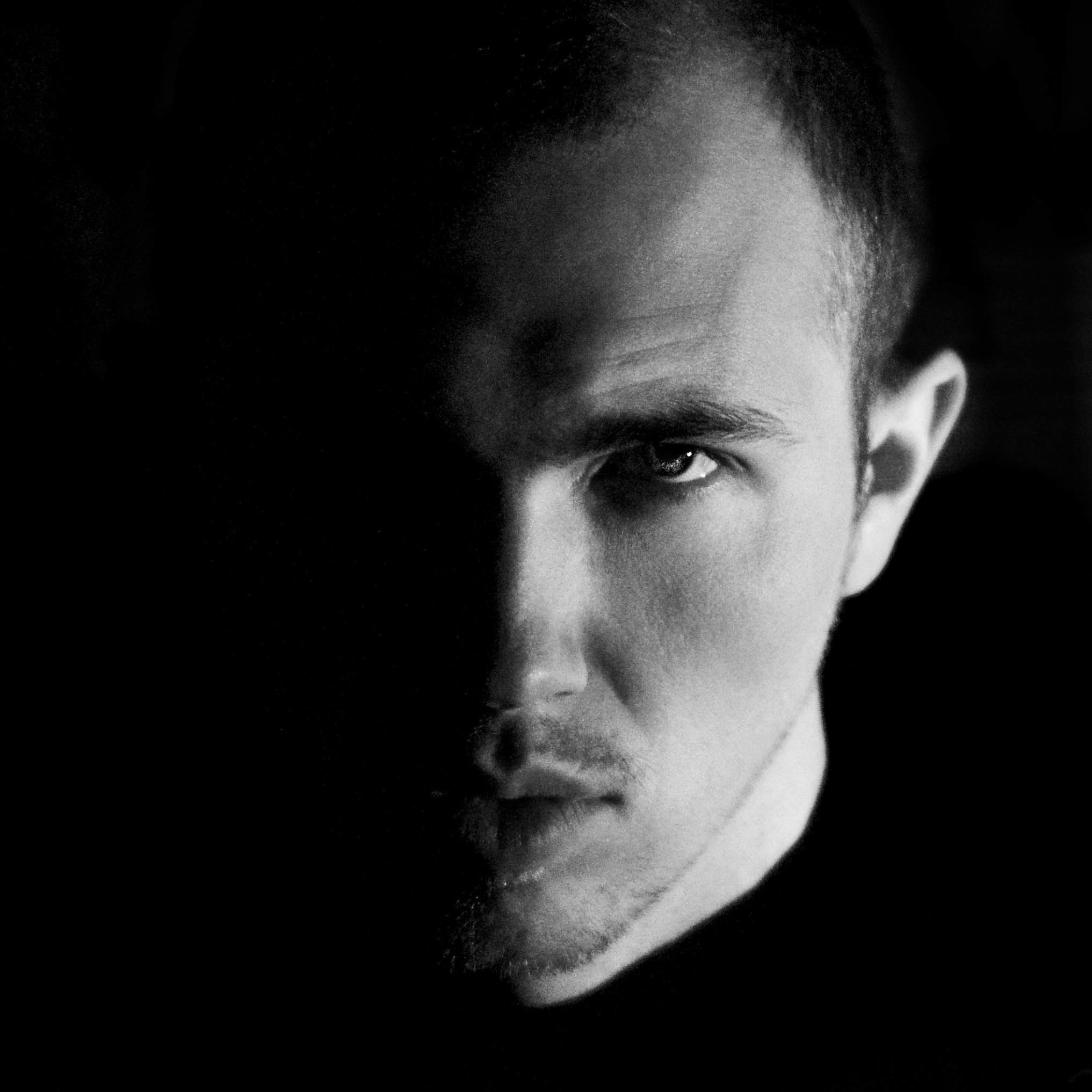 Father, filmmaker, owner @lakesidemediaco