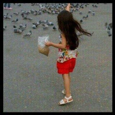 لآ نَملك أختِيَار ﺍﻷقَدار لَكننَا قَريبون من صاحبّ ﺍﻷقدار رَبي ﺃحسَن قدرنا وَ زدهُ جَمالاً فوق الجَمال ̥