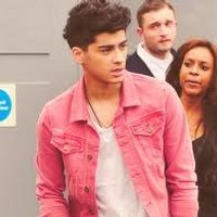 hi (@zainh00d) 's Twitter Profile