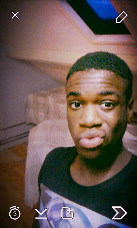 Instagram : jonathan_heeze  , WhatsApp : Vraag maar .