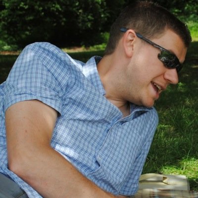 Tom Warren Profile