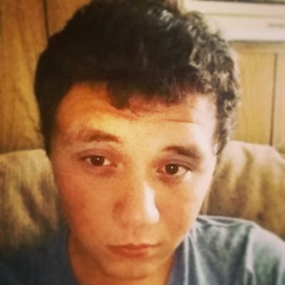 I'm gay and I like hanging with friends and I love my ps4 lol