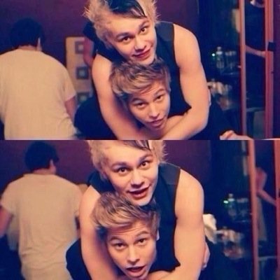 Follow @klu622 I love you all(: