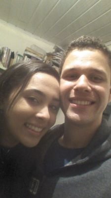 Ser feliz apesar de tudo!  :)