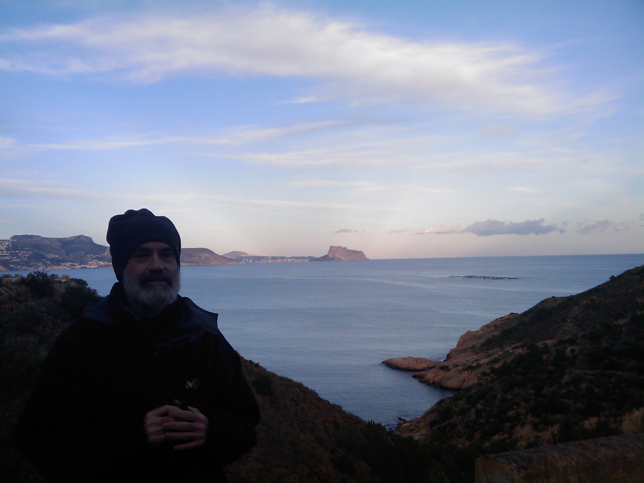 Profesor de Secundaria en el IES Bellaguarda, Altea (Administración de Empresas).
Castellano, català, English.
