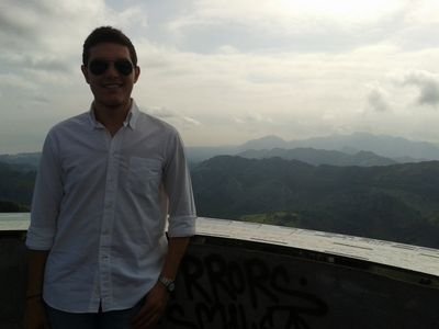 felixgd23's profile picture. Cordobés de la cabeza a los pies. Amante del deporte y de pasármelo bien con mi gente