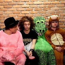 5sos377271's profile picture. @xoclifford @MeggysOmfg