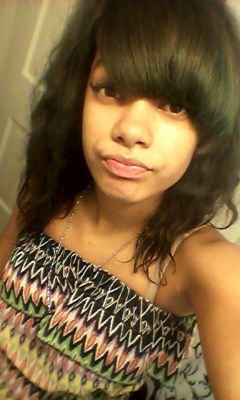 Beautiful,Yellow bone,Love to kick it,Hate fake people,Love taking pictures,LAST BUT NOT LEAST GOD'S GIFT!!!!:))