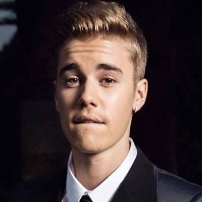 BizzlingRauhl's profile picture. back up for @tkidrauhllover