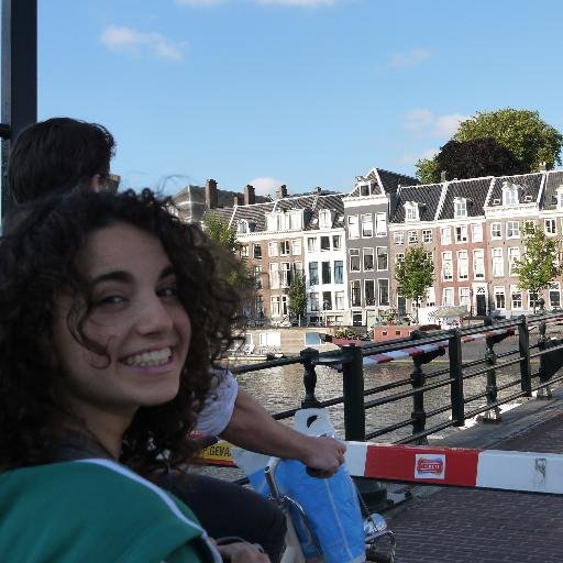 elenabs_'s profile picture. Le sentiment de l'e existence