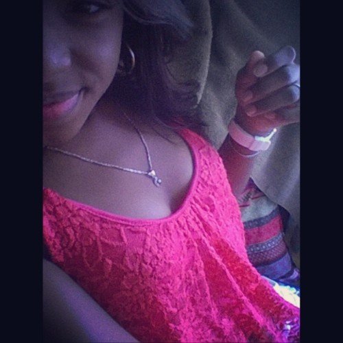 ``Quien duerme en sus laureles, tarde o tamprano los marchita``. • PropiedadDeDios ♥