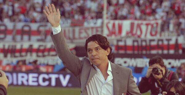 ERRETEADOR's profile picture. Resumiendo lo mejor del Mundo River dando RT a los mejores tw. Odio los idolos de barro. GGG. No soporto mas seguir viendo a River arrastrarse. Sigo a millos