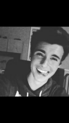 Hello. Im weird.  follow me and I'll follow you then we can be weird friends