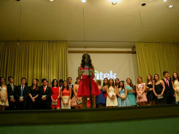 Lucia_Boni96's profile picture. Tenemos vidas increíbles que no somos capaces de aprovechar.